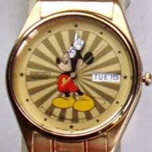 Disney Starburst Mens Seiko Mickey Mouse Watch! New! Retired!